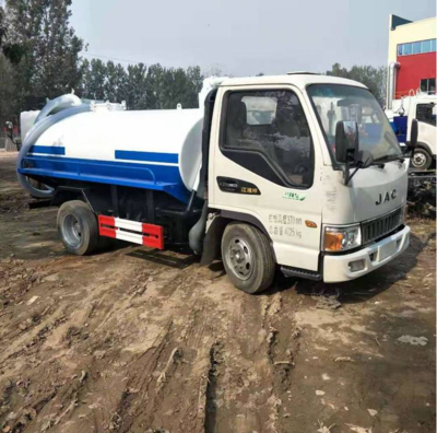 5噸養(yǎng)殖廠吸糞車(chē) 化糞池清理轉(zhuǎn)運(yùn)吸糞車(chē)